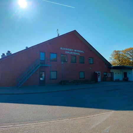 Bjergby Guesthouse Hjørring Exteriör bild